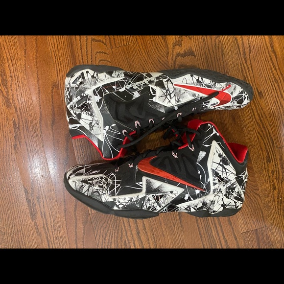 Nike Lebron 11 Graffiti - Picture 1 of 5